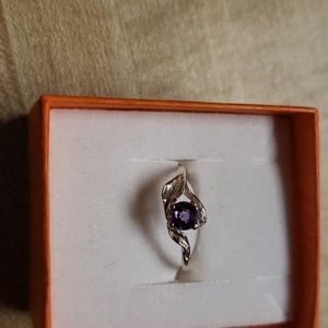 925 Sterling silver ring.